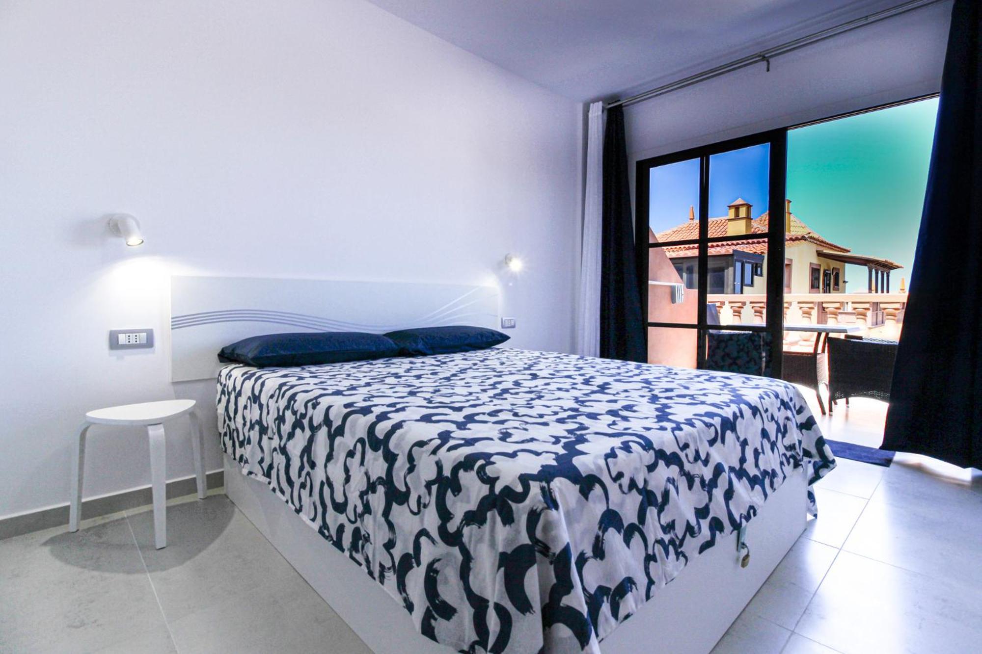 Playa Del Duque - Costa Adeje Lux Ocean View Apartment In Elite Palace Bagian luar foto